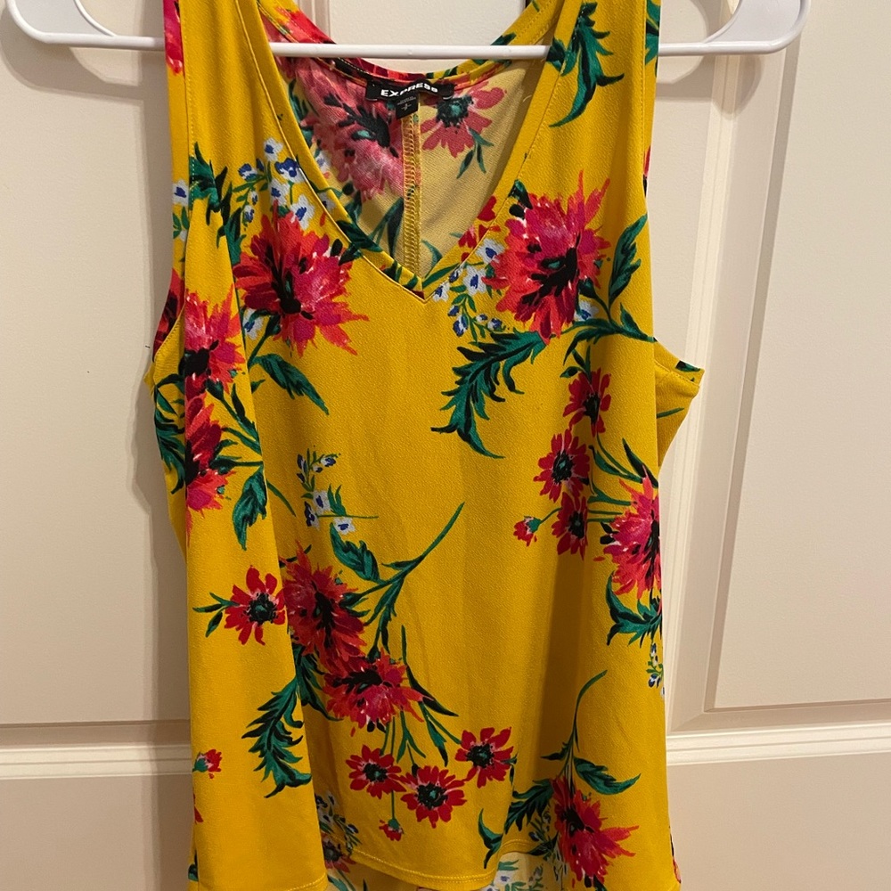Express yellow floral top